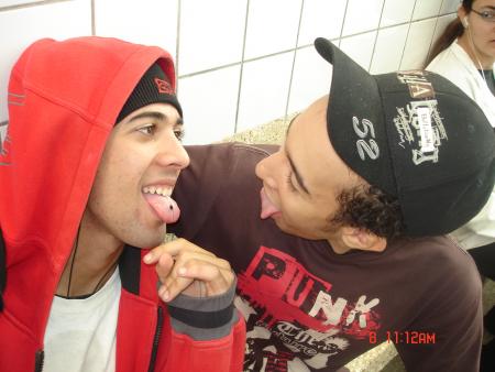 PeDrO FeAt JaLaL